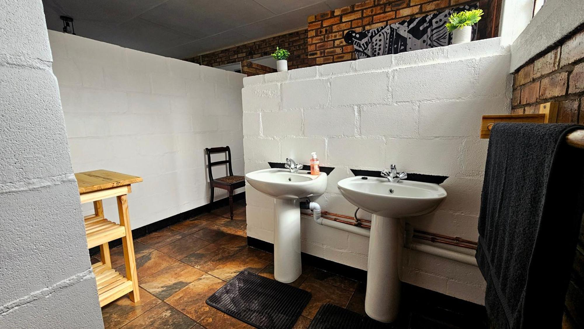 2K City Studios Not Self Catering Graskop Exteriér fotografie